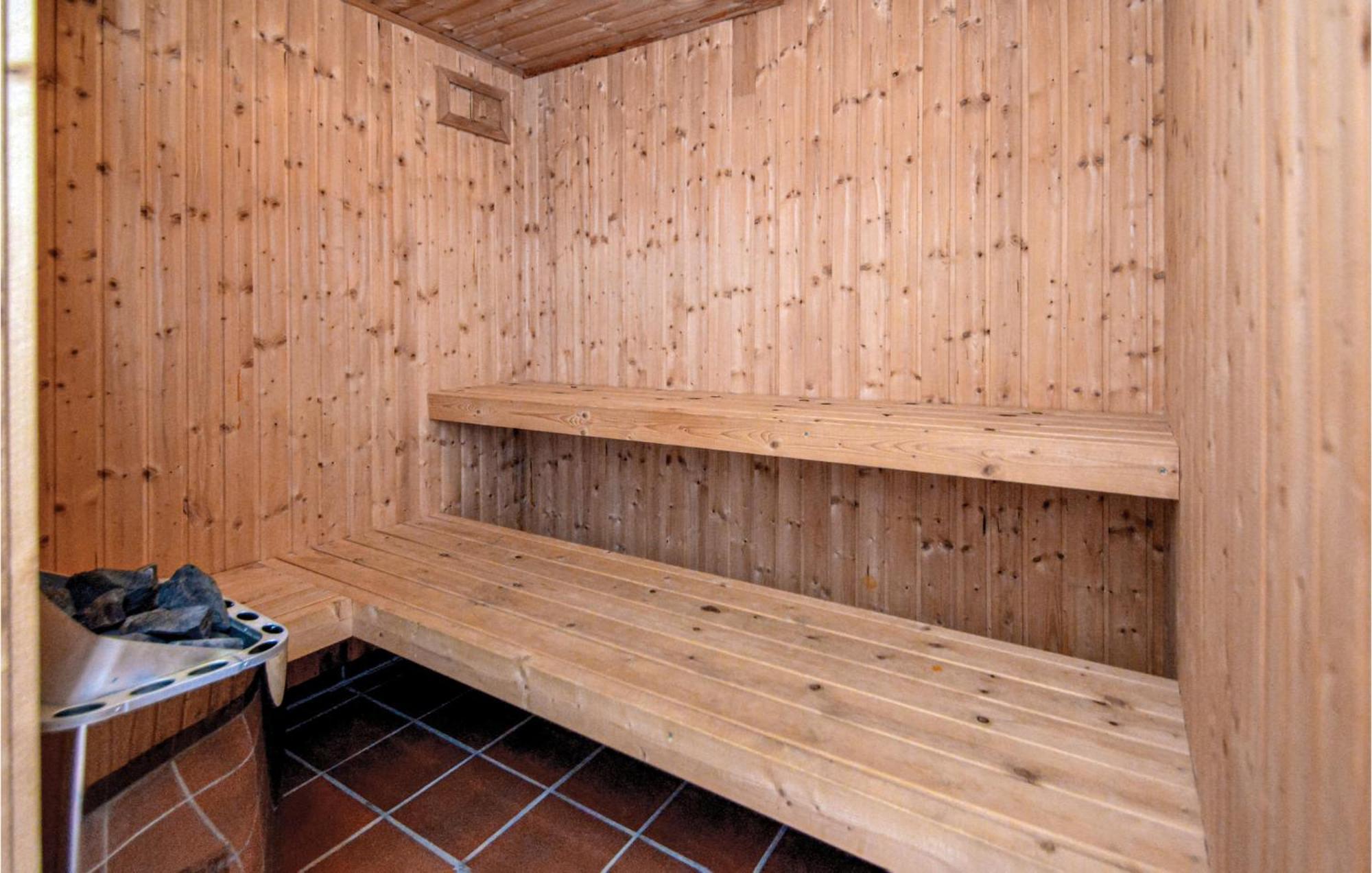 Amazing Home In Blavand With Sauna Exterior foto